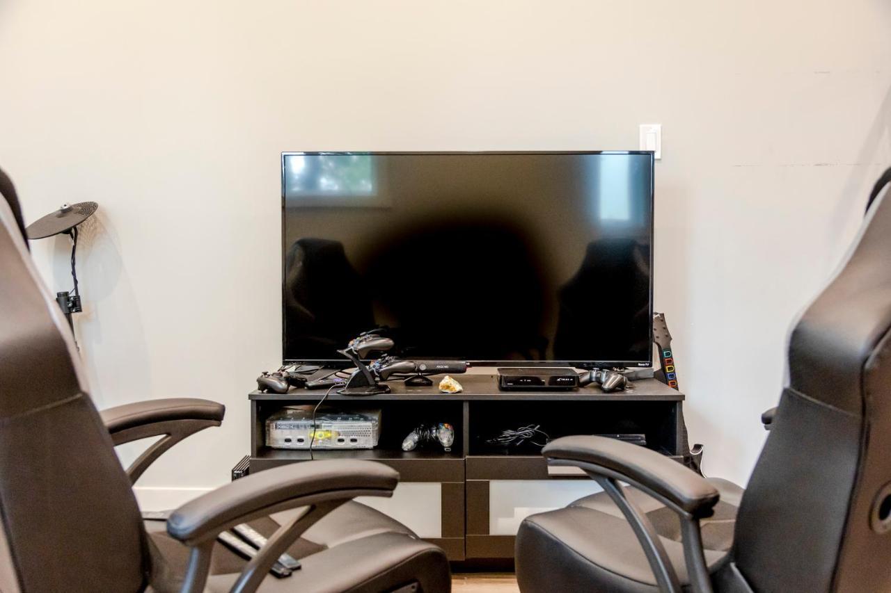 Ski In Ski Out With Huge Game Room And Hot Tub فيرني المظهر الخارجي الصورة